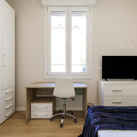 Casa Valentina - Wifi Train Station Parking מודנה