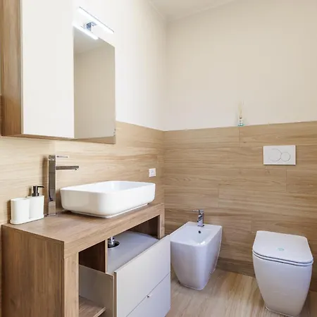 Casa Valentina - Wifi Train Station Parking