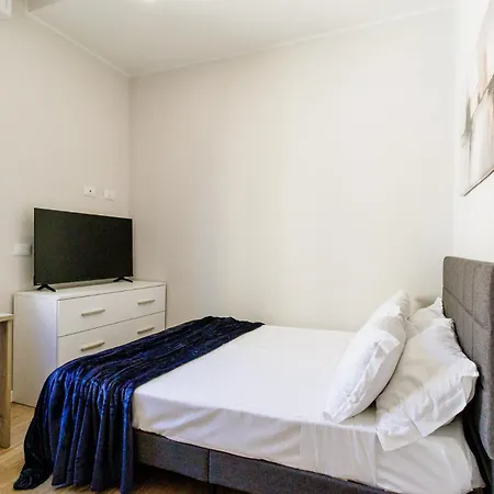 Casa Valentina - Wifi Train Station Parking Daire *